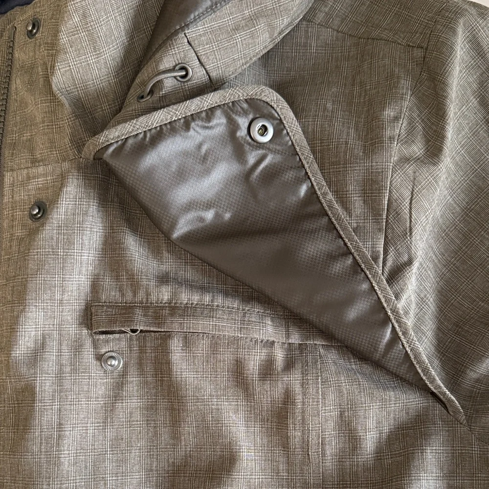 Athleta Taupe Utility Jacket with Hood - Picture 15 of 15